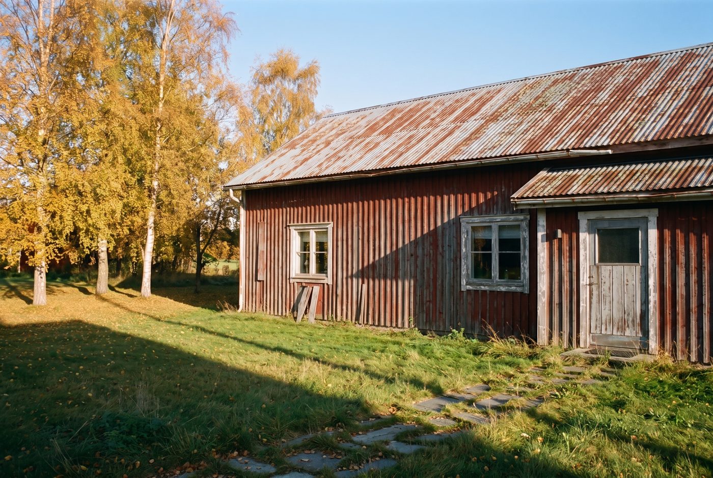 Huset före nytt tak och ny fasad